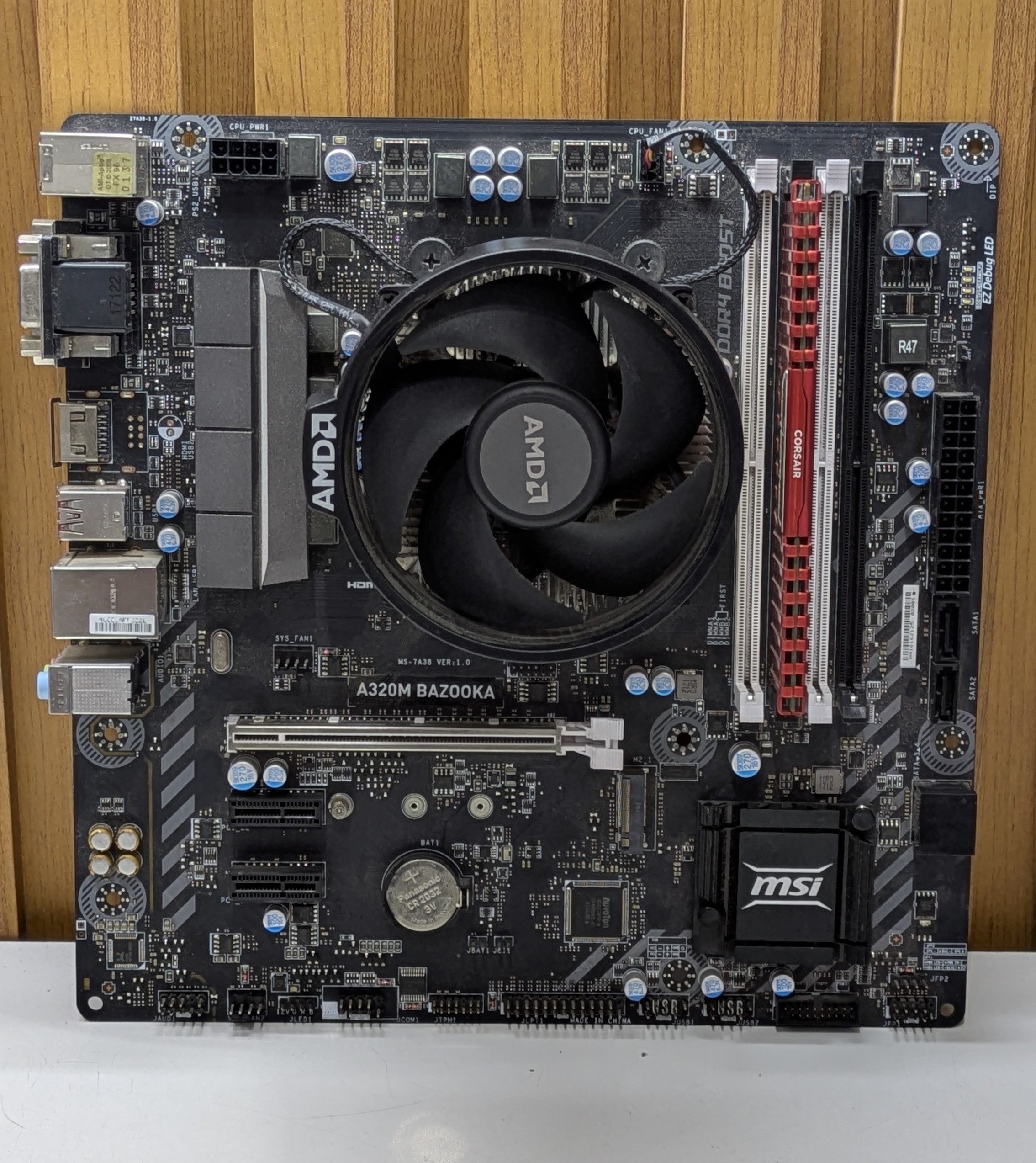 COMBO MSI A320M BAZOOKA + RYZEN 5 2600X + CORSAIR DDR4 8GB