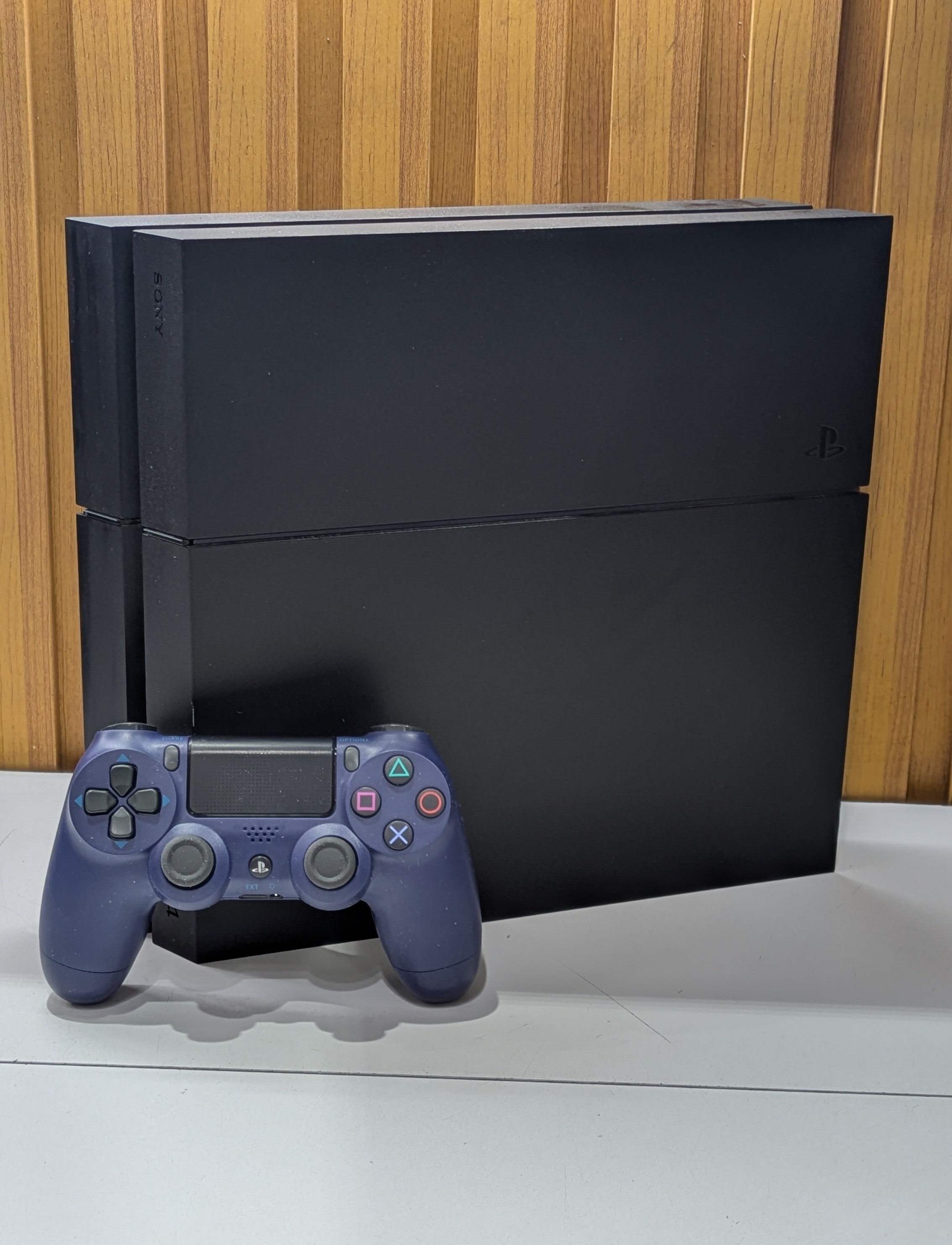 Consola SONY PS4 FAT 320GB Con Joystick